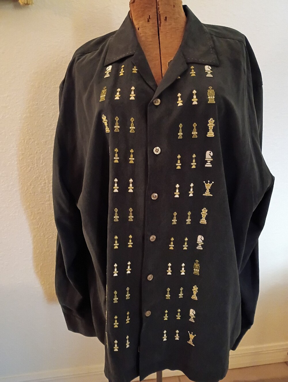 Vintage Nat Nast Black Button-Front Shirt with Gold Chess Motif